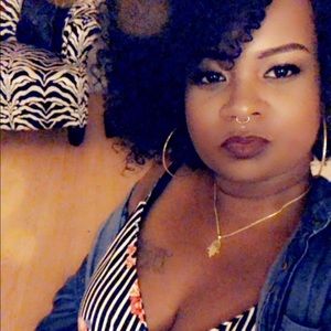 Meet your Posher, Erica